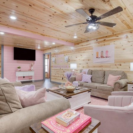 Pink Pines Avantstay Luxury Aesthetic Dream Home Indoor Pool Hot Tub Pigeon Forge Esterno foto