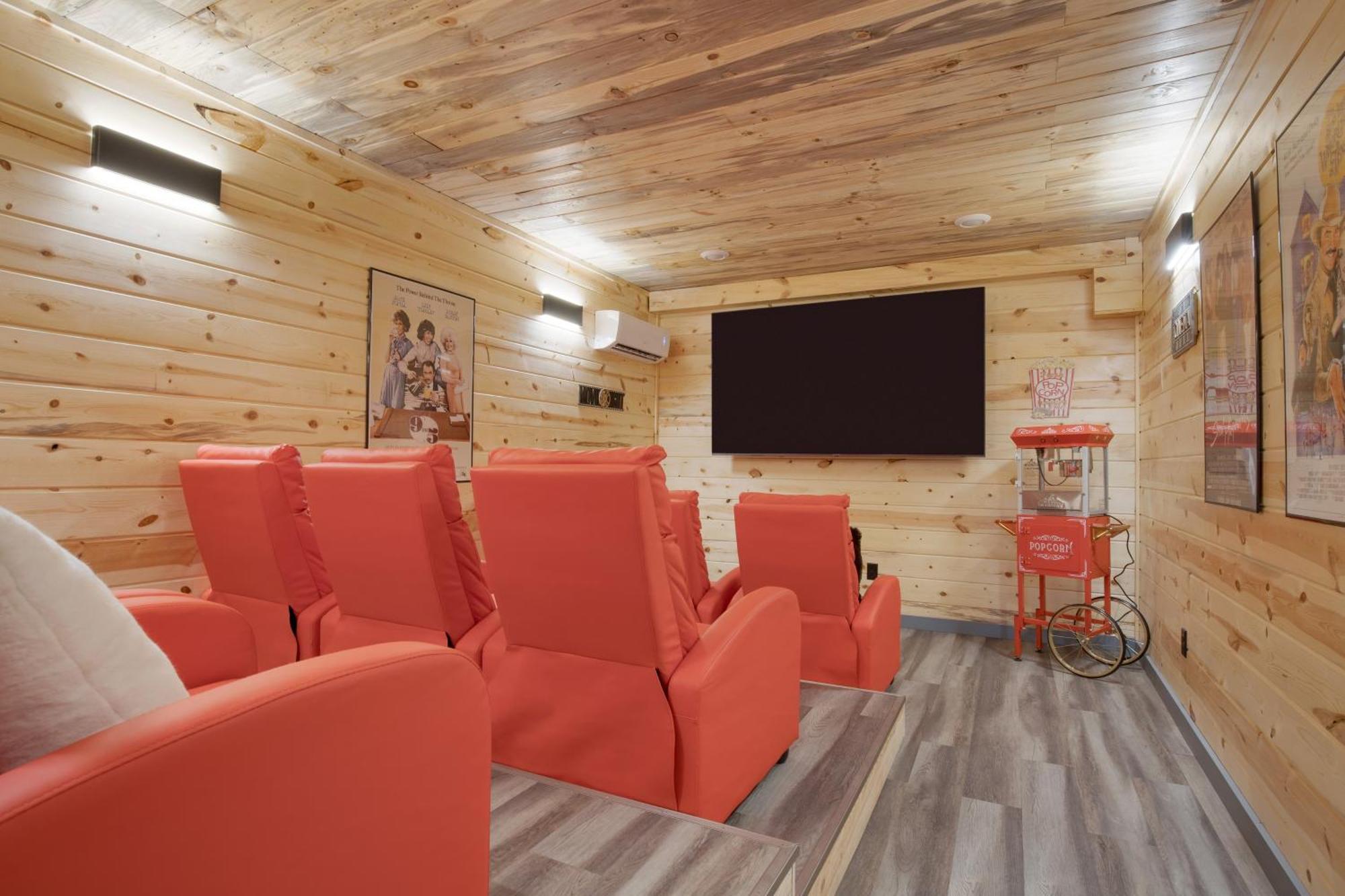Pink Pines Avantstay Luxury Aesthetic Dream Home Indoor Pool Hot Tub Pigeon Forge Esterno foto