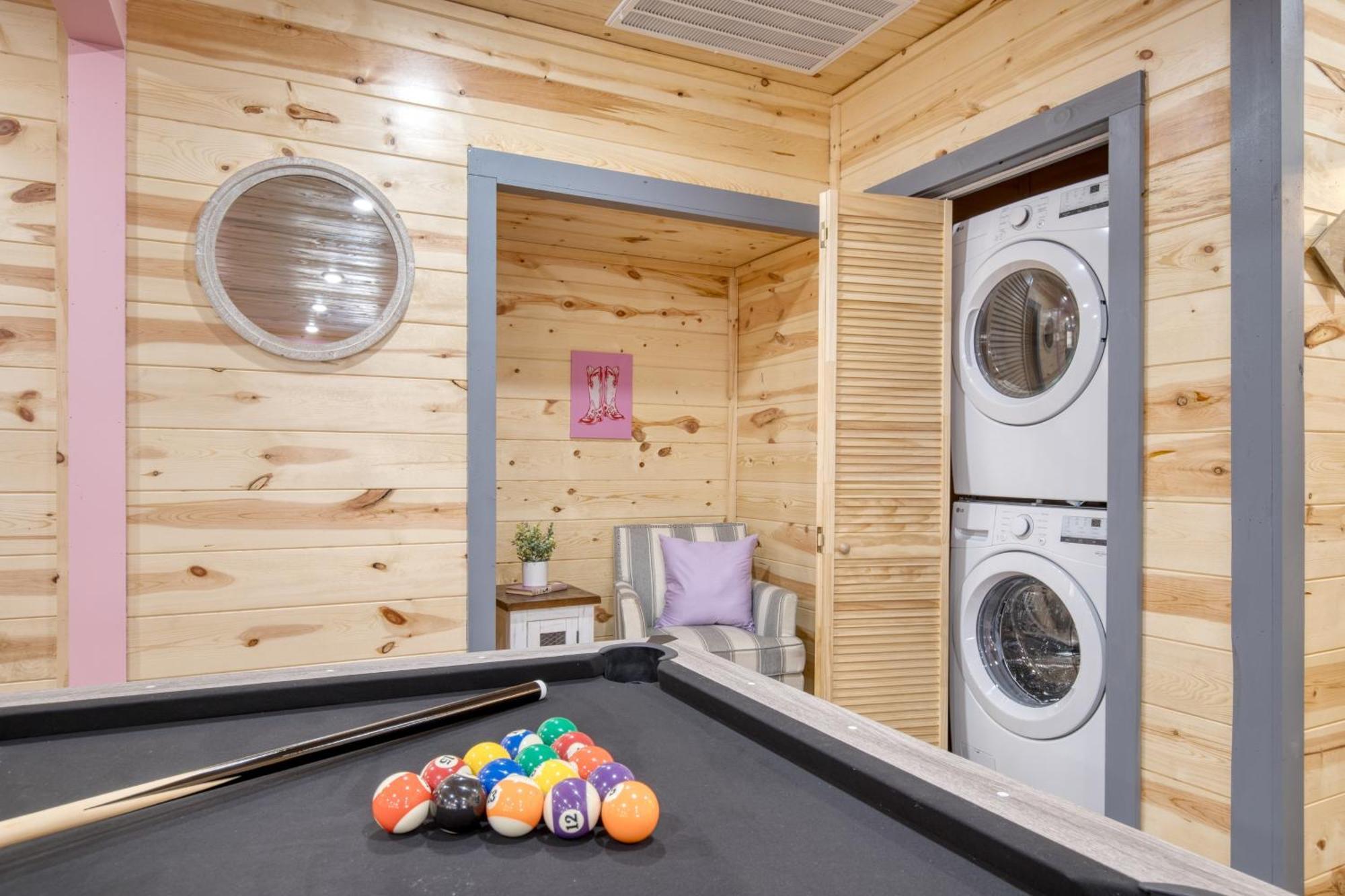 Pink Pines Avantstay Luxury Aesthetic Dream Home Indoor Pool Hot Tub Pigeon Forge Esterno foto