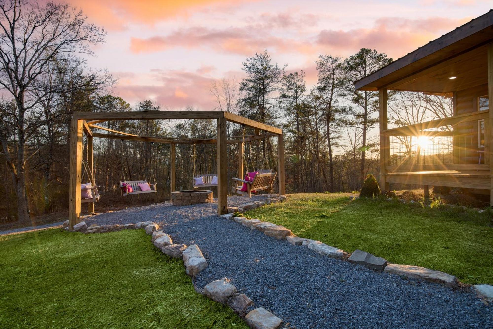 Pink Pines Avantstay Luxury Aesthetic Dream Home Indoor Pool Hot Tub Pigeon Forge Esterno foto