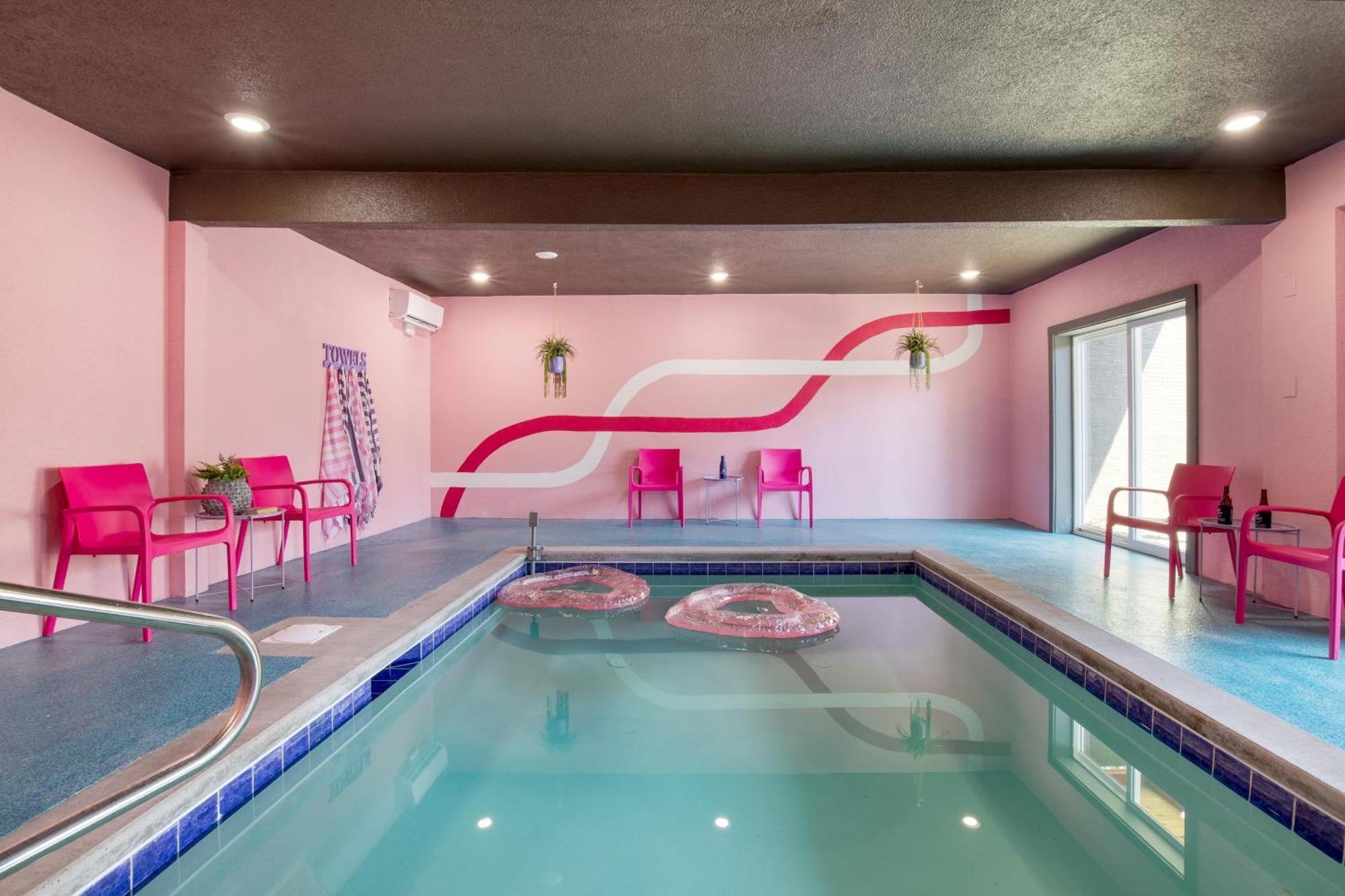 Pink Pines Avantstay Luxury Aesthetic Dream Home Indoor Pool Hot Tub Pigeon Forge Esterno foto