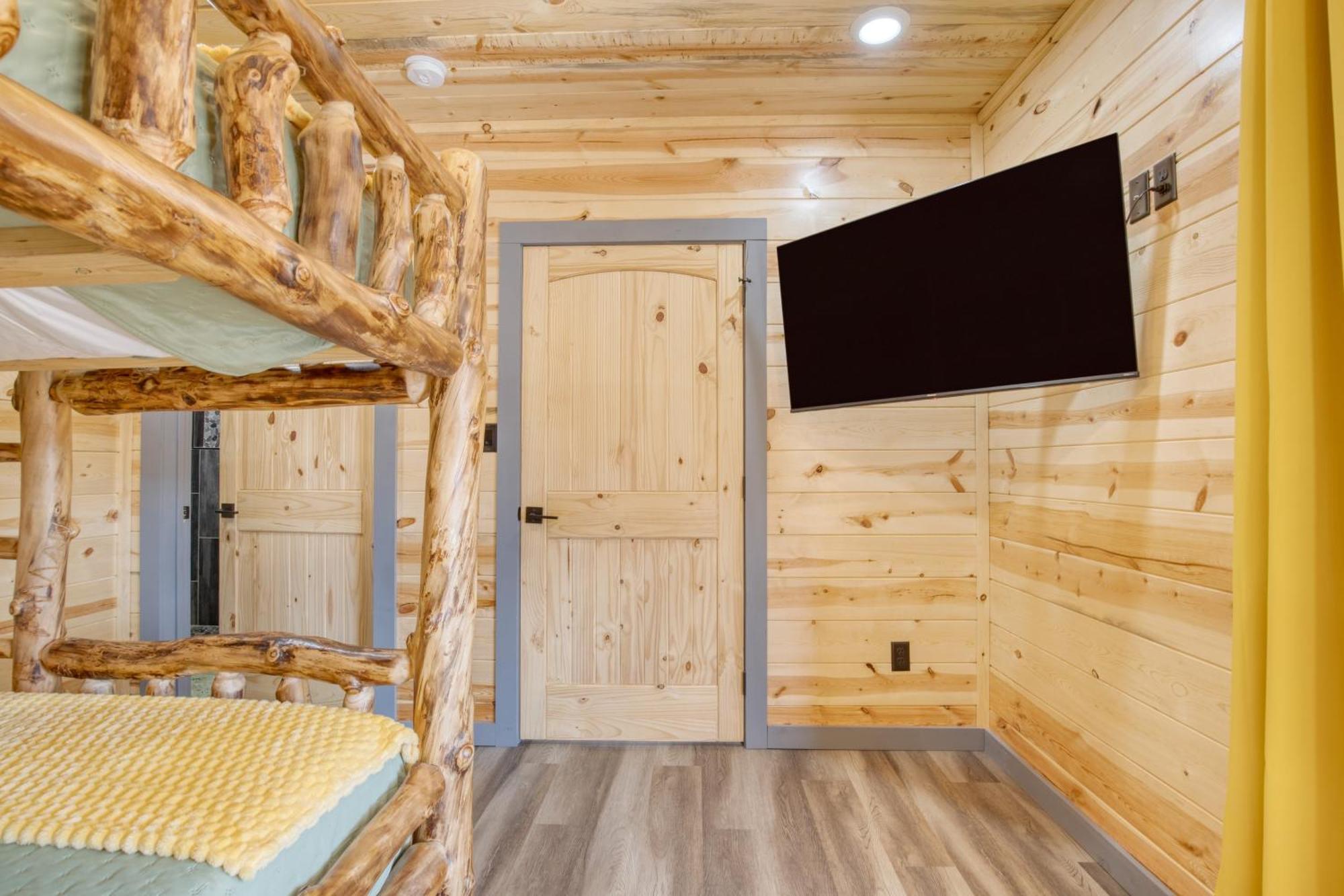 Pink Pines Avantstay Luxury Aesthetic Dream Home Indoor Pool Hot Tub Pigeon Forge Esterno foto